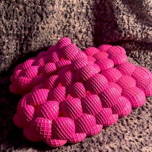 Pretty in Pink Bubble Slides 👛✨